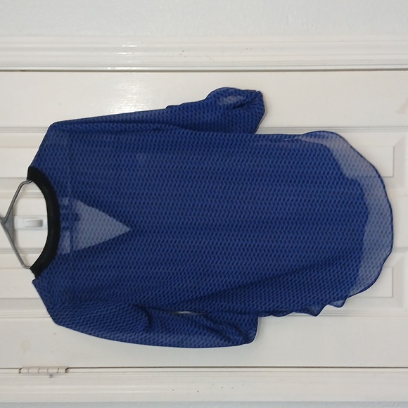 Iz Byer Blue Sheer Button-Up V-Neck Blousr - Picture 3 of 5